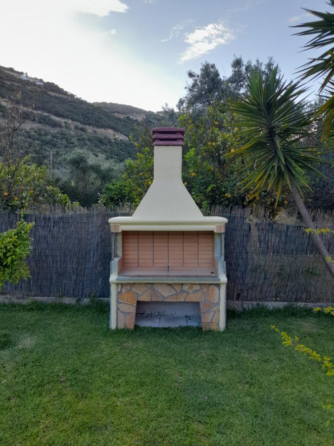Red Villa Nydri  Exterior photo
