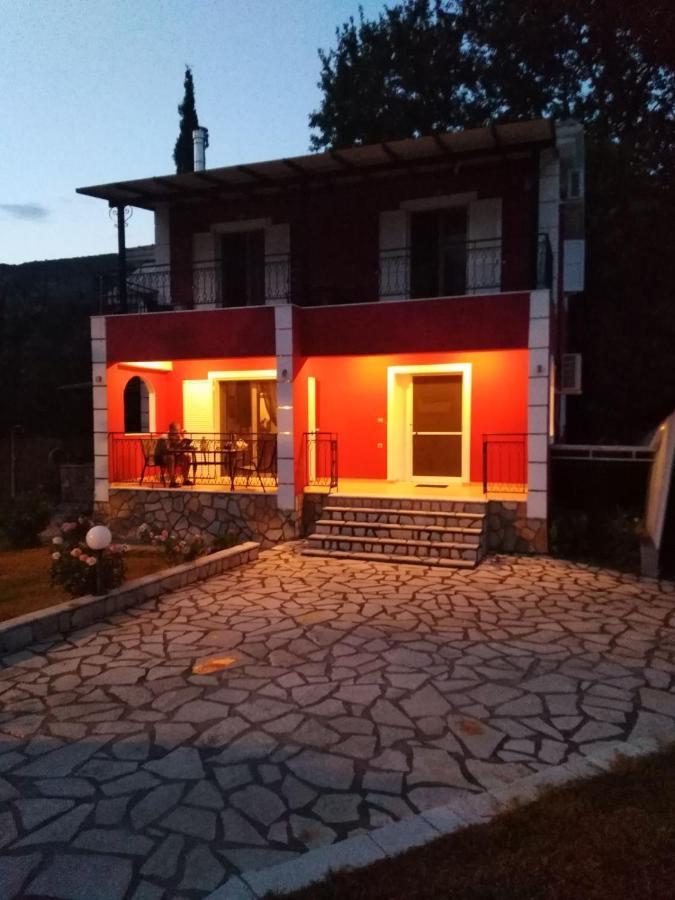 Red Villa Nydri  Exterior photo